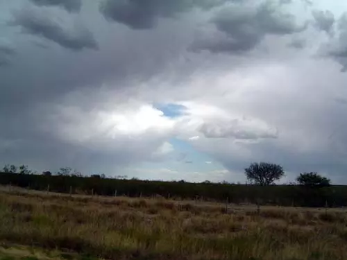 Un claro entre la tormenta<br>autor