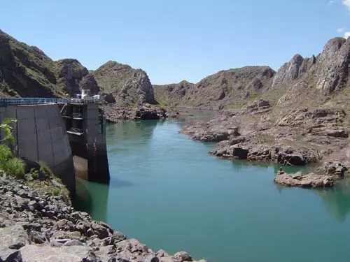 Embalse Los Reyunos<br>autor